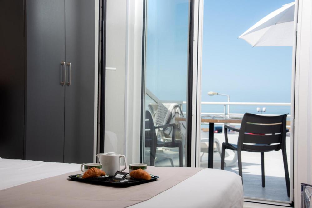 Hotel Les Dunes Ла Транш-сюр-Мер Екстериор снимка